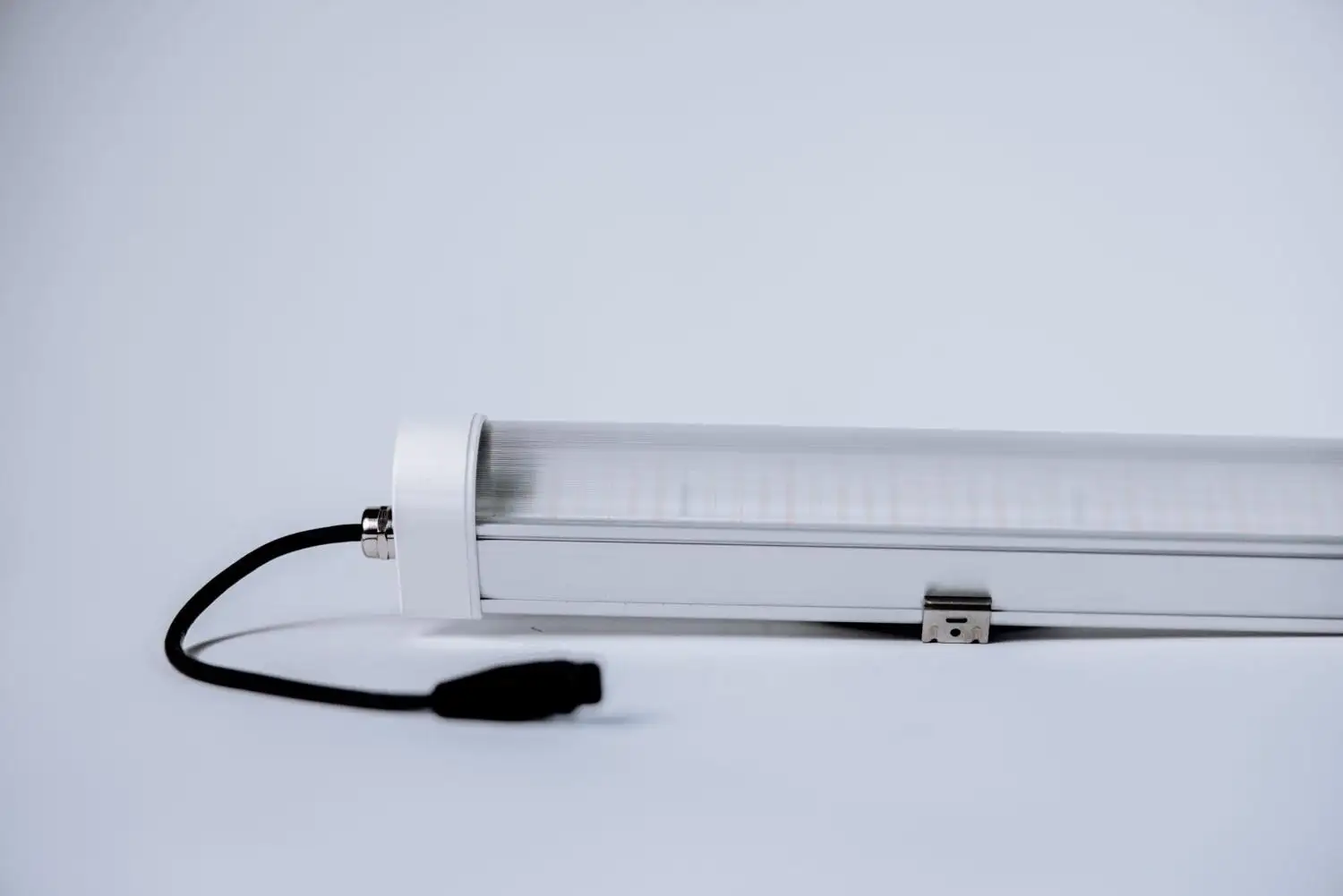 Aelius 60W LED Tube