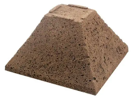 EAZY PYRAMIDS